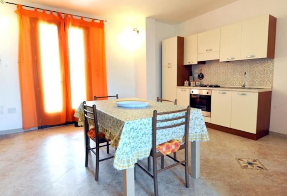 Casa Vacanze La Casa Di Katia Castro  Buitenkant foto