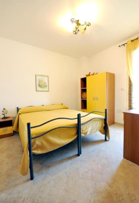 Casa Vacanze La Casa Di Katia Castro  Buitenkant foto